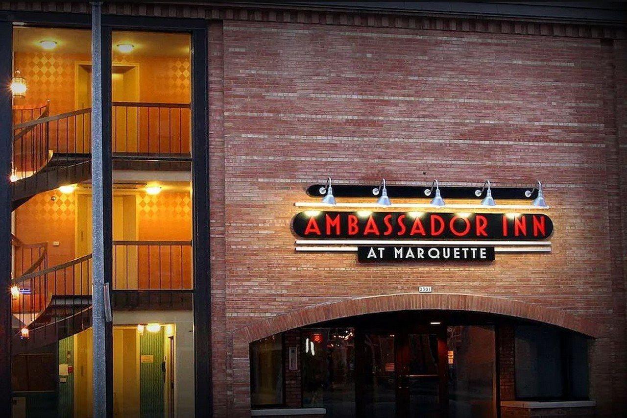 Ramada By Wyndham Milwaukee Hotell Eksteriør bilde