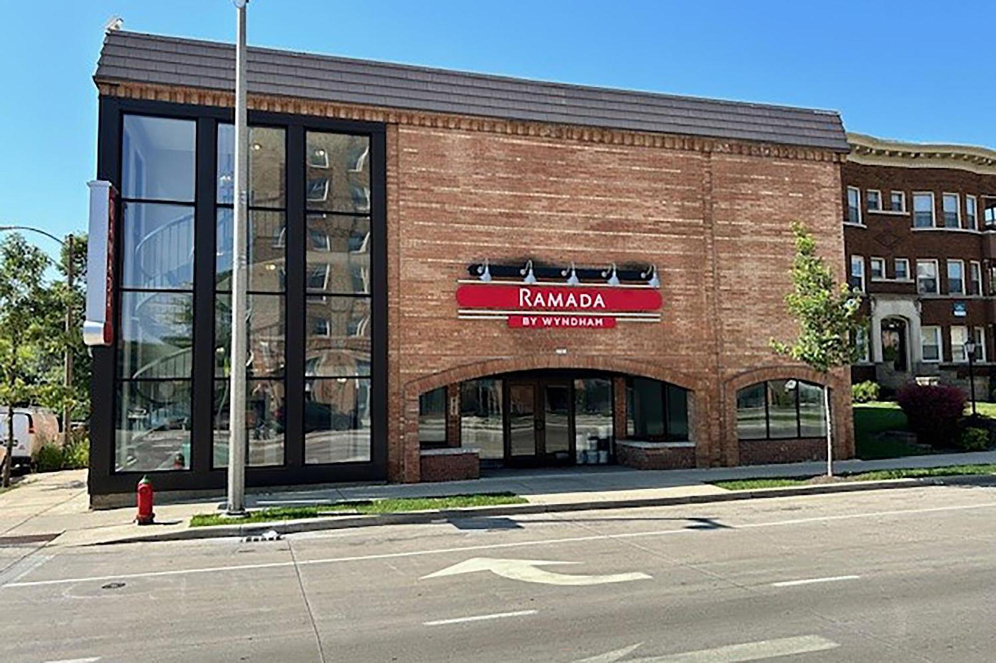 Ramada By Wyndham Milwaukee Hotell Eksteriør bilde