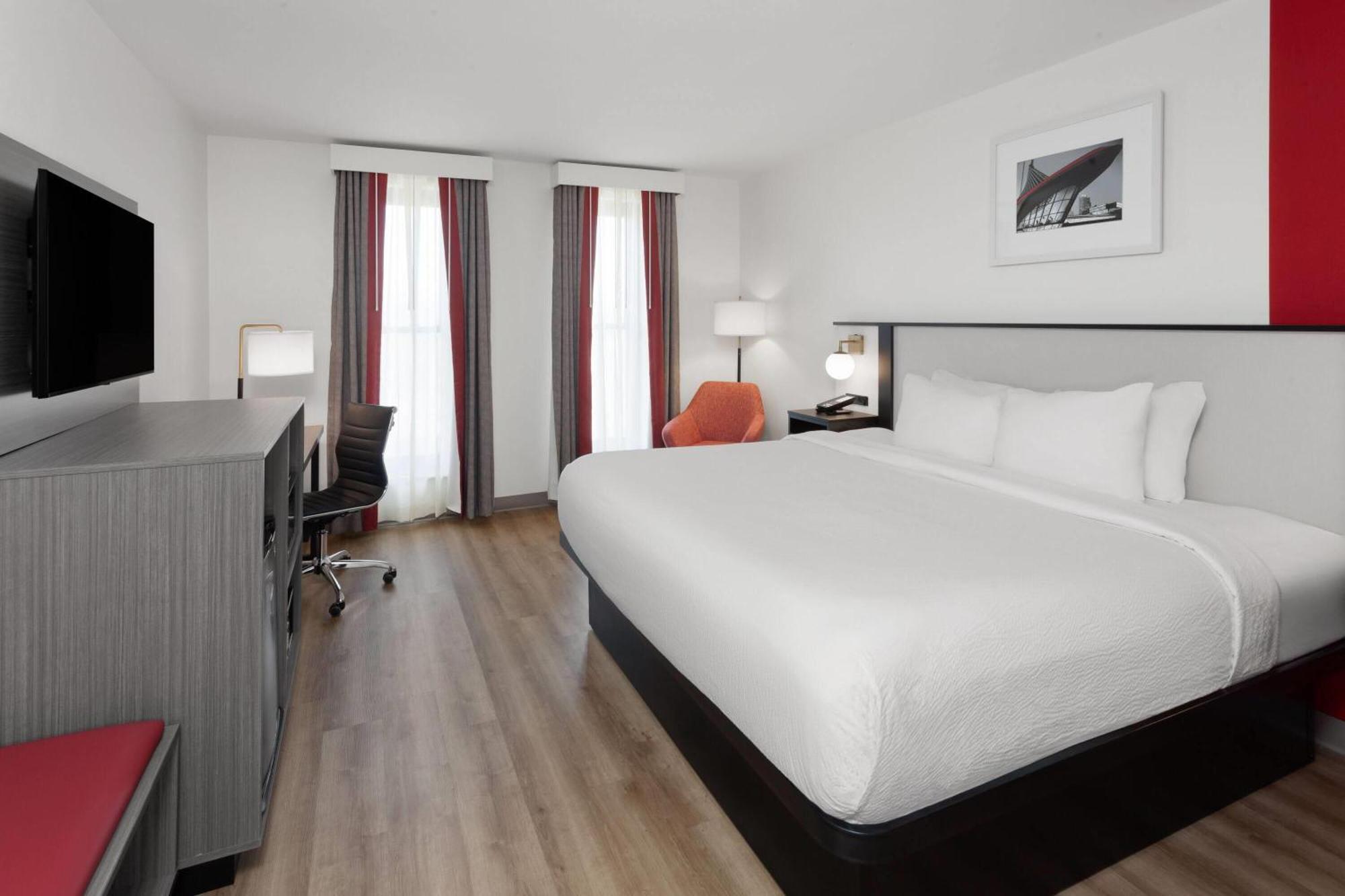 Ramada By Wyndham Milwaukee Hotell Eksteriør bilde