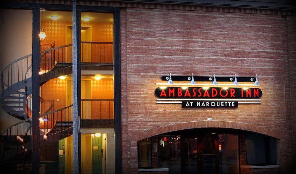 Ramada By Wyndham Milwaukee Hotell Eksteriør bilde